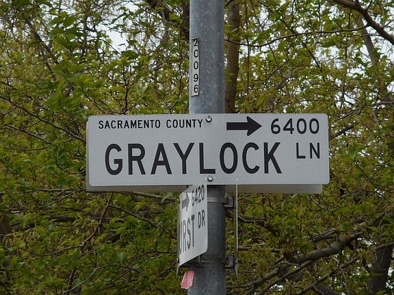 5th image of 6429 Graylock Ln