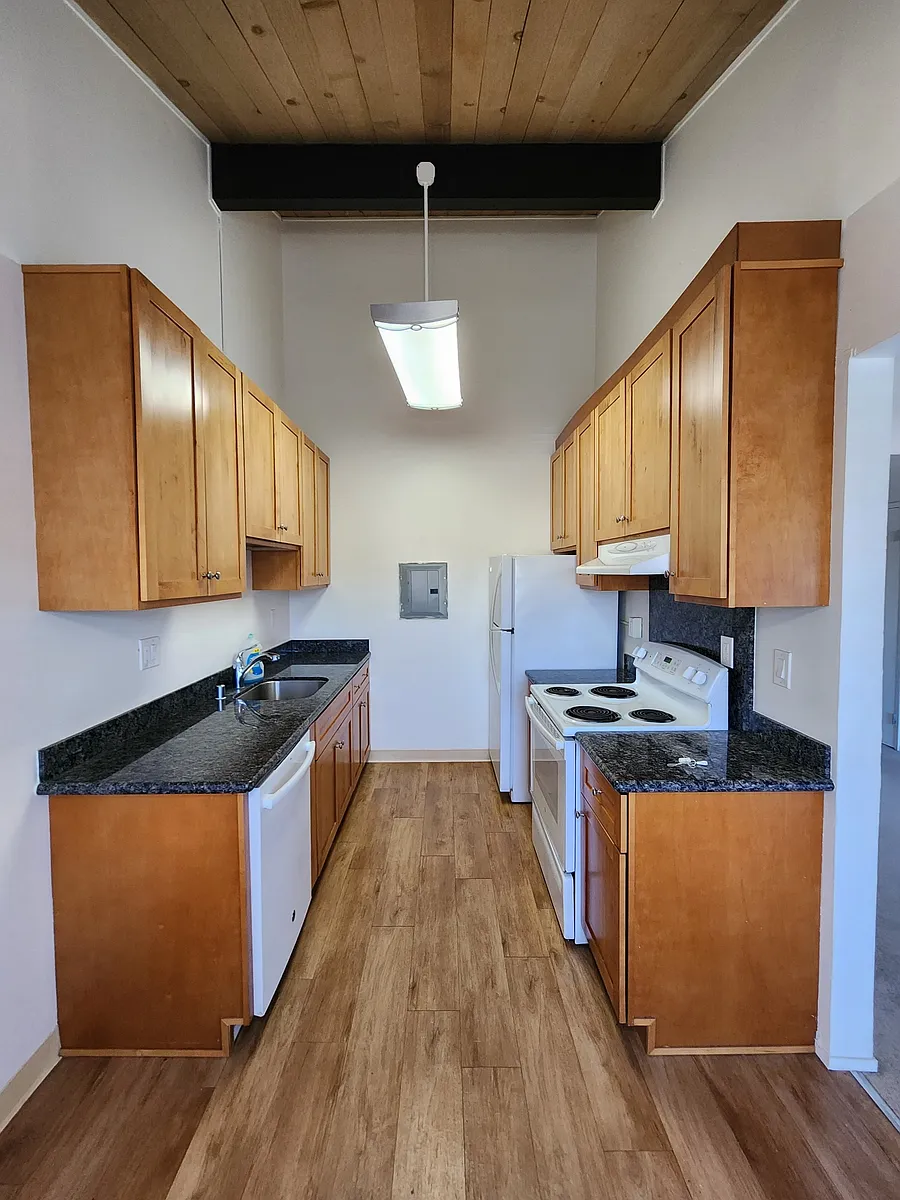 Building Photo - 1201 Vallejo Ave #11