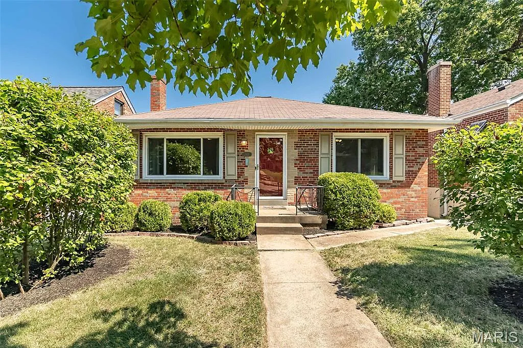 5621 Potomac St photo 1