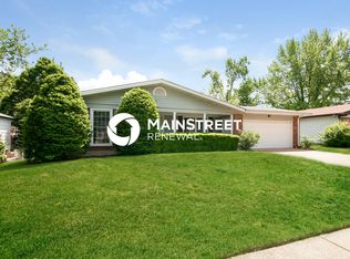 2050 N Downs Dr, Florissant, MO 63033