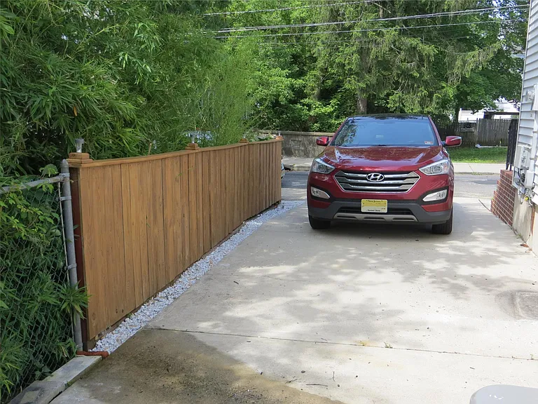 17 Cherry St — Photo 32