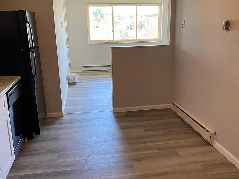 2356 McCausland Ave #6 — Photo 8