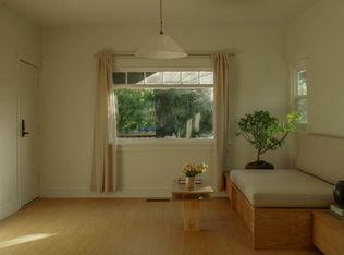 1807 Montana St #4, Los Angeles, CA 90026