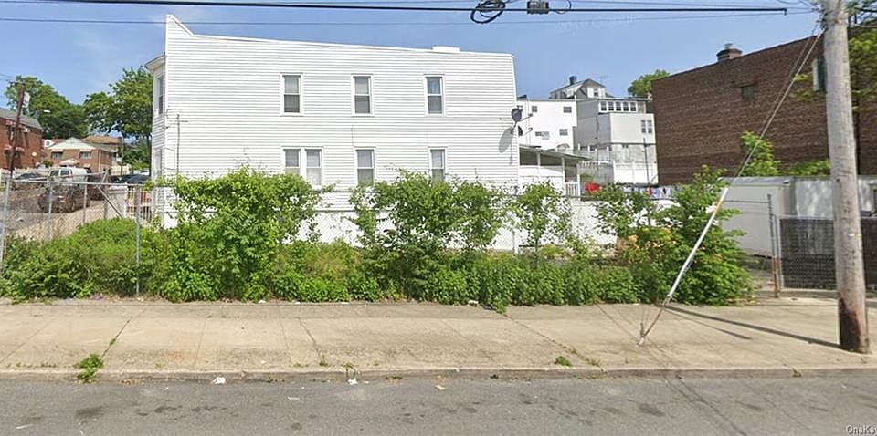 1st image of 2074 Edenwald Ave