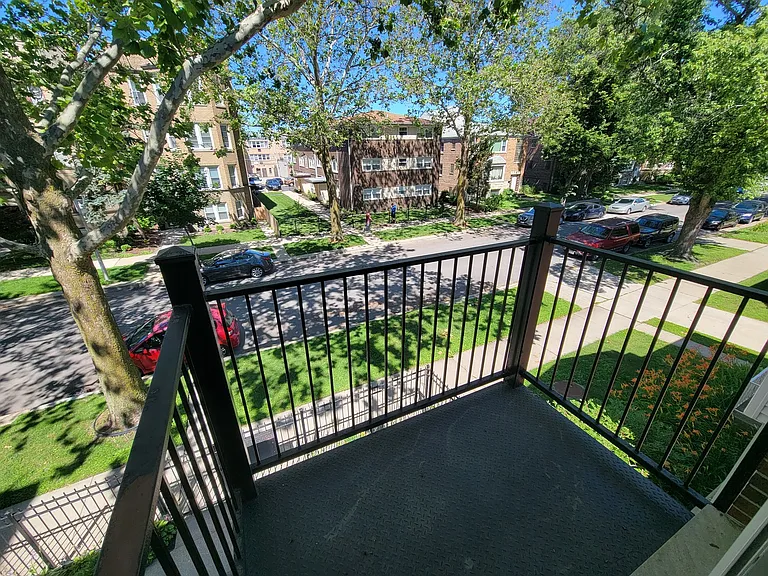 7411 N Claremont Ave #2W — Photo 19