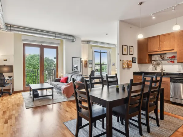 15 E Franklin Ave APT 417, Minneapolis, MN 55404
