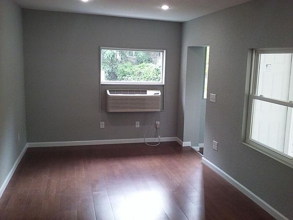 4th image of 196 East St APT 8