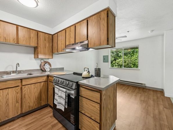 23900 SE Stark St APT 107