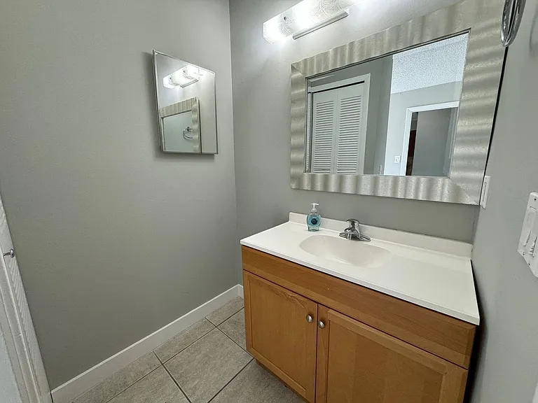 1357 Sophie Blvd — Photo 10