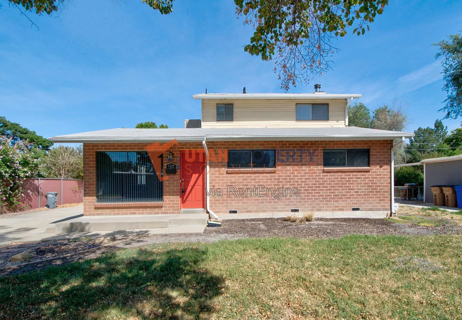 4 bed, 2.0 bath, 2204 sqft, $2,345 — Photo 2