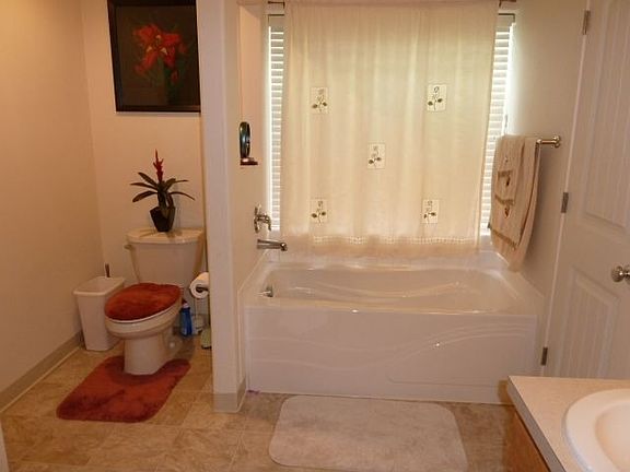 5th image of 4319 NE 125th Ave