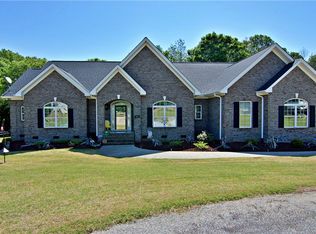 303 Weeping Willow Way, Westminster, SC 29693