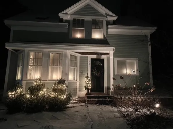 768 Salem St, Groveland, MA 01834