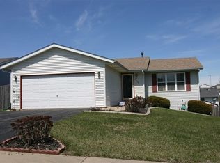 2648 Bainburg Dr, Rockford, IL 61109
