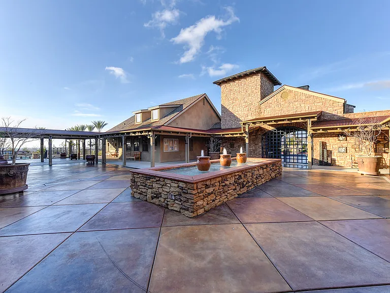 2232 Ranch View Dr — Photo 40
