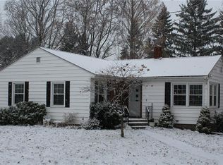 11130 Middle Rd, North East, PA 16428