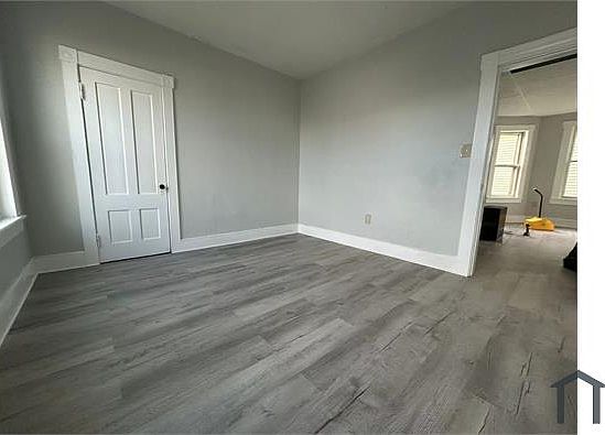 2nd image of 47 Benefit St #3