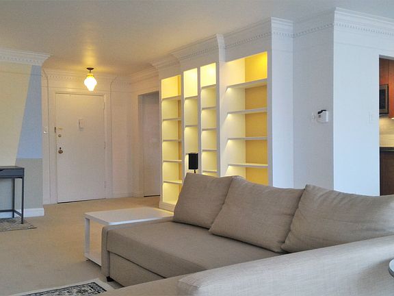 2nd image of 2401 Pennsylvania Ave APT 6B30