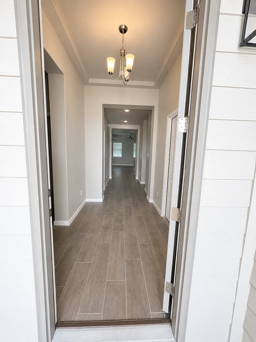 Entryway - 3604 Tripps Pl