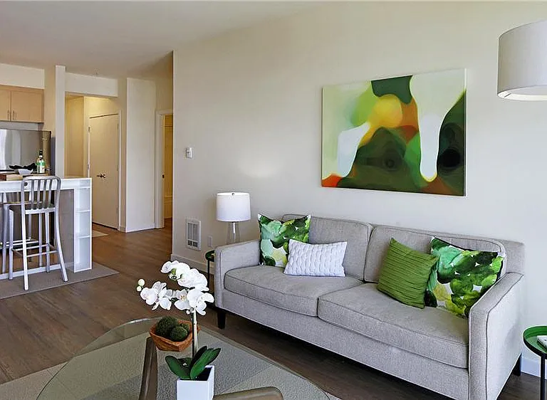 1 Bed + Alcove | Living Area Alt