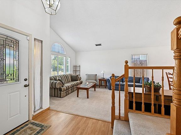 4th image of 7833 Ivy Hill Way