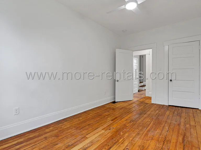634 E Mithoff St — Photo 18