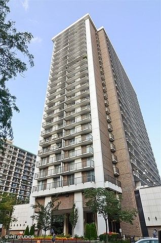 1st image of 5855 N Sheridan Rd APT 23E