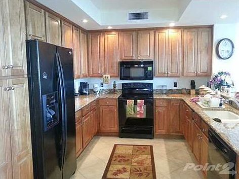 4th image of 10099 Nelle Ave Unit 303