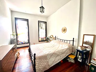 Rented by Nolita Group