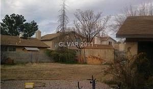 2nd image of 3740 Colfax Cir