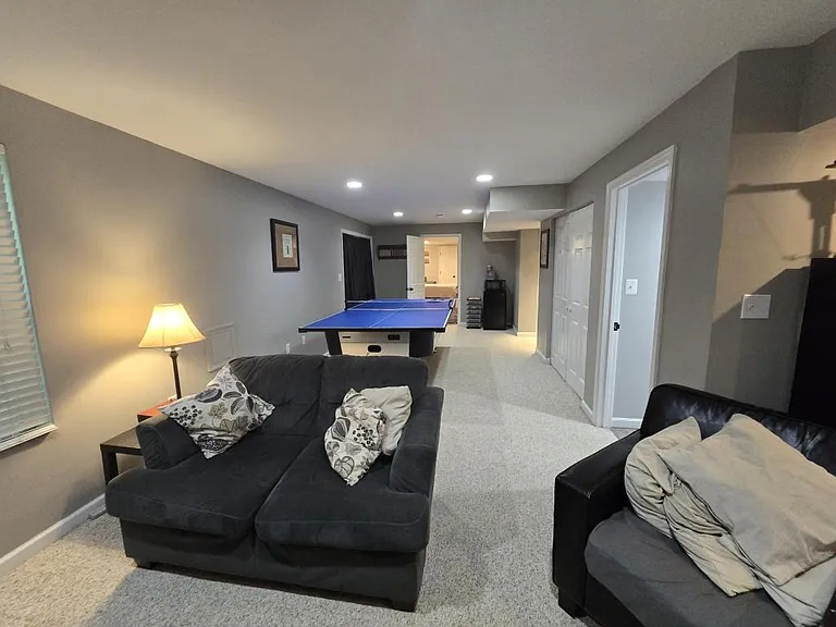 42 Charleston Ct — Photo 25