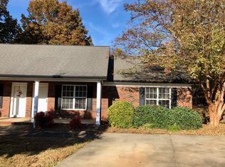 516 Cedar Springs Dr, Lincolnton, NC 28092
