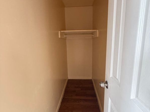 85 Littleton Ave #2L