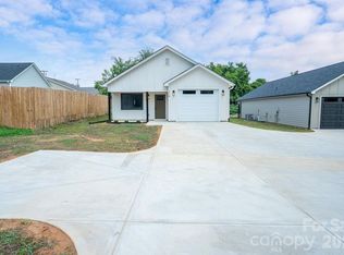 510 E 2nd Ave, Gastonia, NC 28054