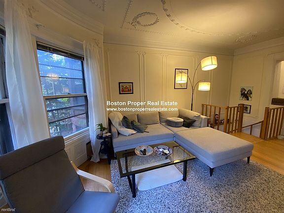 477 Beacon St. #1 Boston - Back Bay Unit Photo 2 (1)