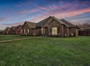 220 Highland Blvd, Hallsville, TX 75650