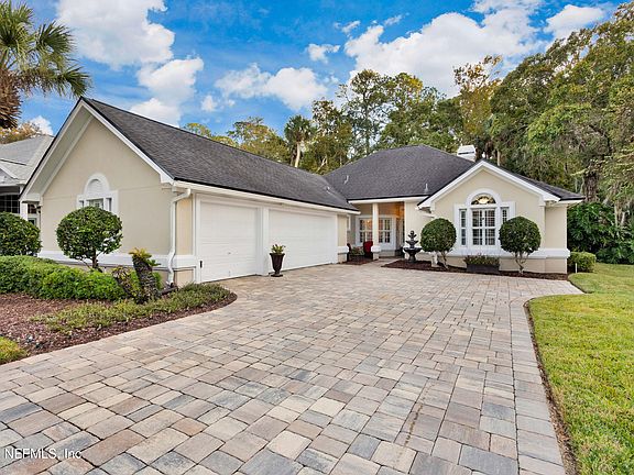 2nd image of 125 DEER LAKE Drive