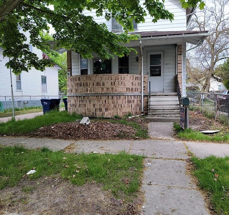 1st image of 239 N Monroe St