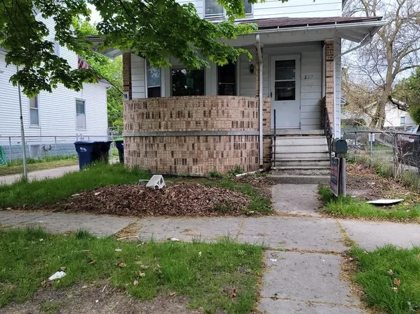 239 N Monroe St, Bay City, MI 48708