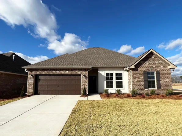 17789 Cabernet St, Athens, AL 35613