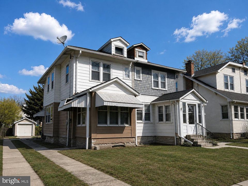 1st image of 635 10th Ave