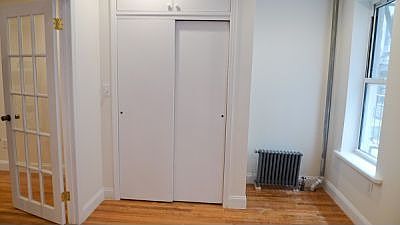 4th image of 3157 Broadway APT 4