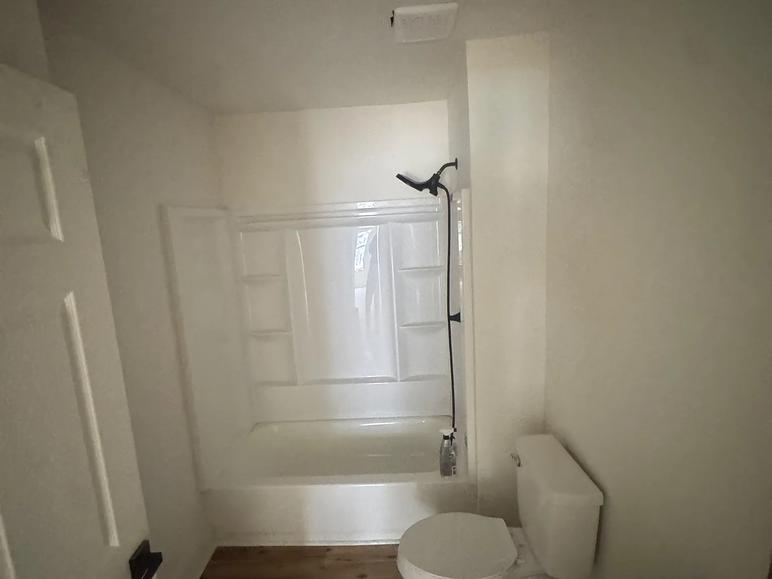 2 bed, 1224 sqft, $1,050 — Photo 4