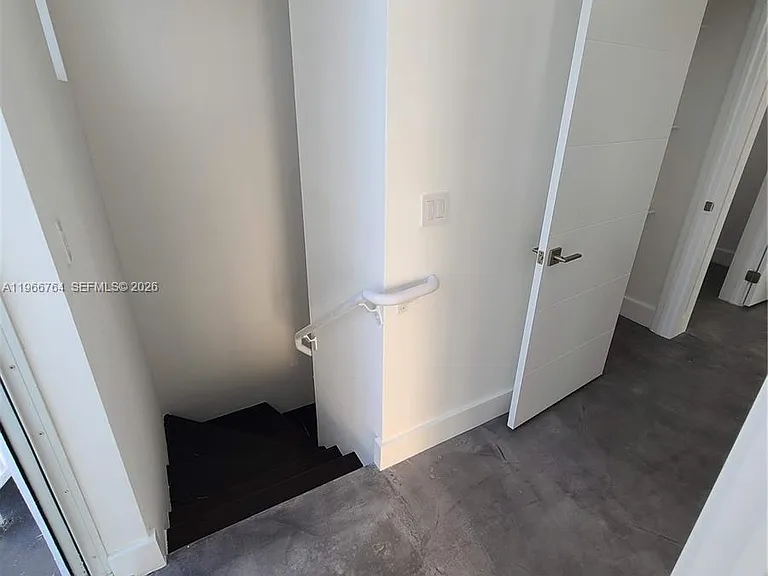 825 Michigan Ave #7 — Photo 21