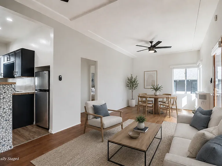 2455 Union St — Photo 7