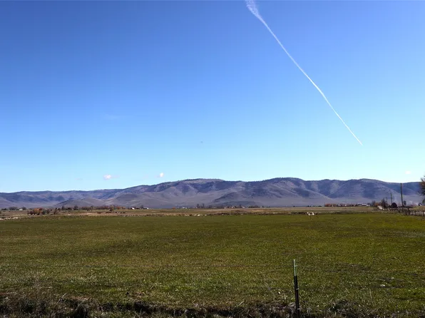 190 Patton Rd, Lonepine, MT 59848