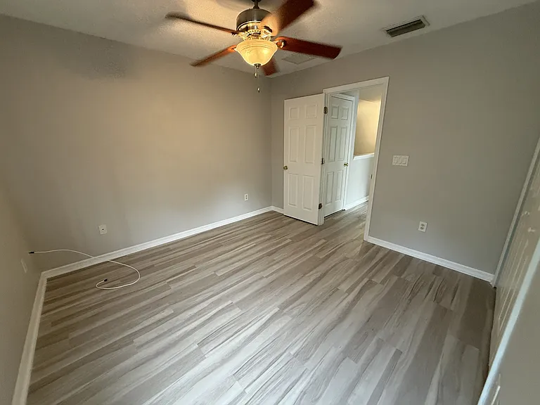 14432 Pleach St — Photo 13