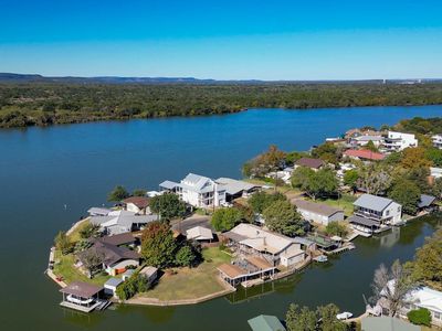 717 CR 136B, Kingsland, TX, 78639