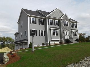 20 Villa Ln, Peabody, MA 01960