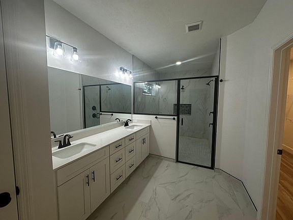 5th image of 6686 SW 12th Ln